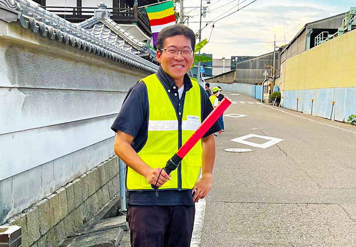 波止浜「円蔵寺」施餓鬼供養にて今治交通安全協会波止浜支部として交通整理に参加